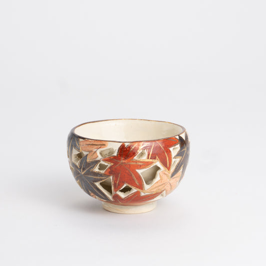 透かしぐい呑　紅葉　俊山窯 - Handcrafted Japanese pottery from Kyoto - Kyo ware / Kiyomizu ware.