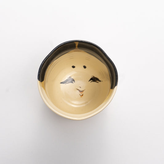 湯呑　おかめ　俊山窯 - Handcrafted Japanese pottery from Kyoto - Kyo ware / Kiyomizu ware.