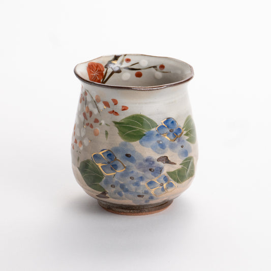 湯呑　四季草花　俊山窯 - Handcrafted Japanese pottery from Kyoto - Kyo ware / Kiyomizu ware.